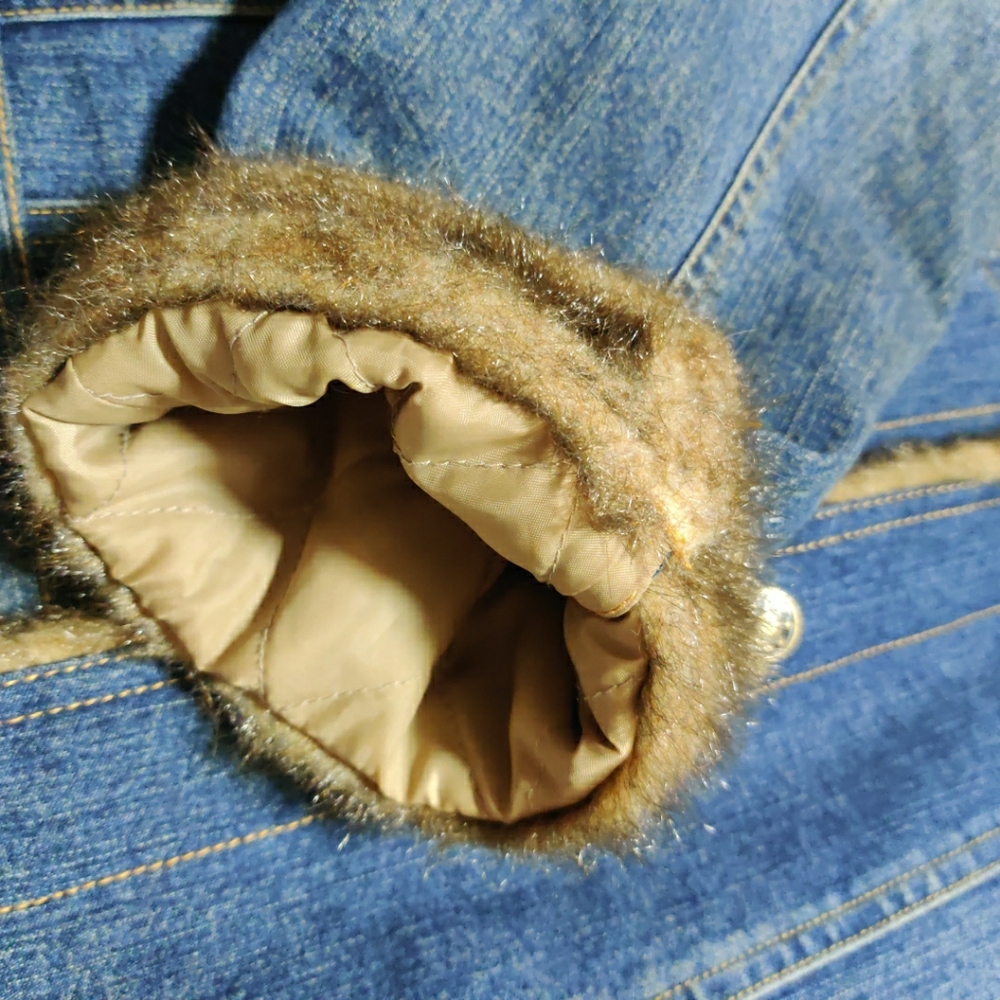 Marvin Richards 1990’s Faux Fur Vintage Denim Jacket - Picture 6 of 10